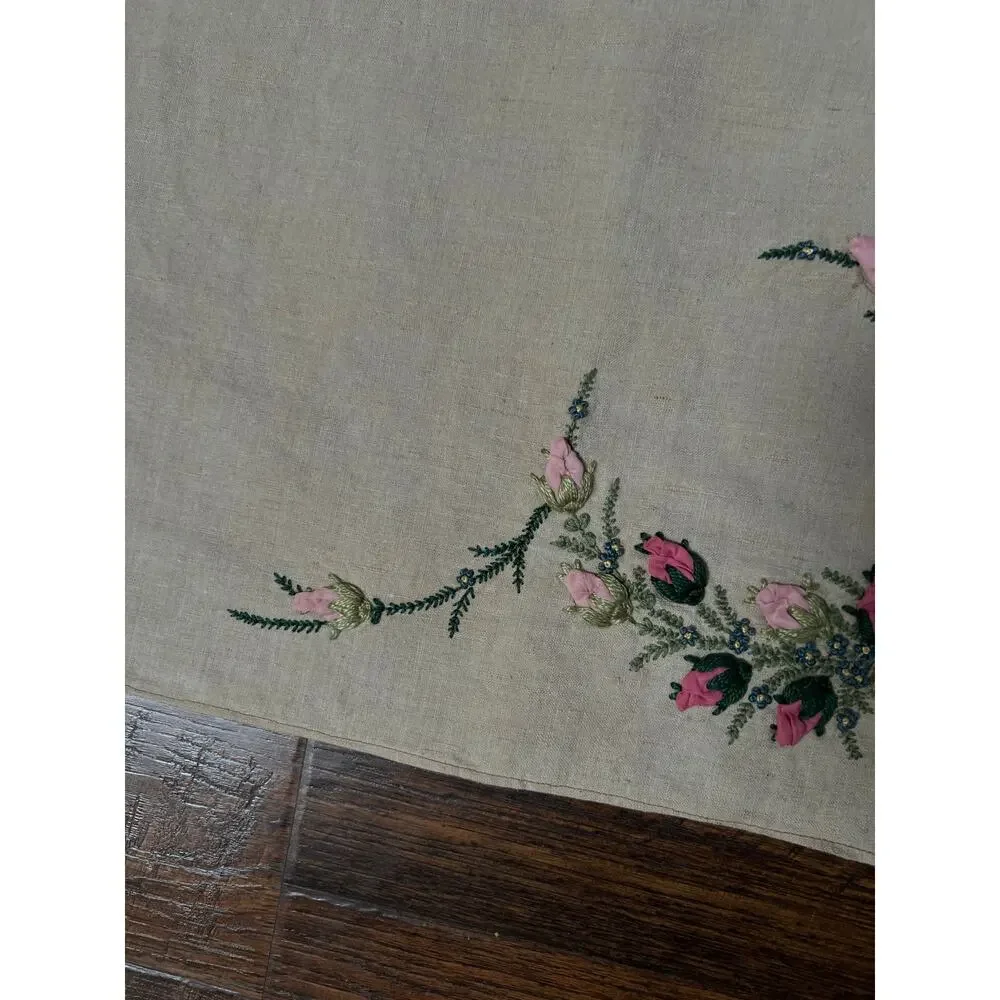 Vintage Rectangular Linen Table Runner Hand Embroidered Puffy Pink Rosebud Vine